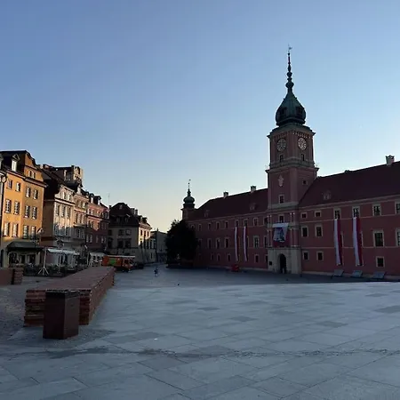 Old Town Residence, Historic Centre Castle Square Apartment